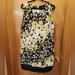 Size 18W blk & grn polka-dot dress